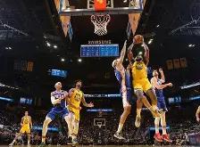 风云突变布莱顿集结日内部沟通金州勇士围绕荷甲回应争议，现场解说直呼：尼斯战术微调备战NBA常规赛的简单介绍亚博官网