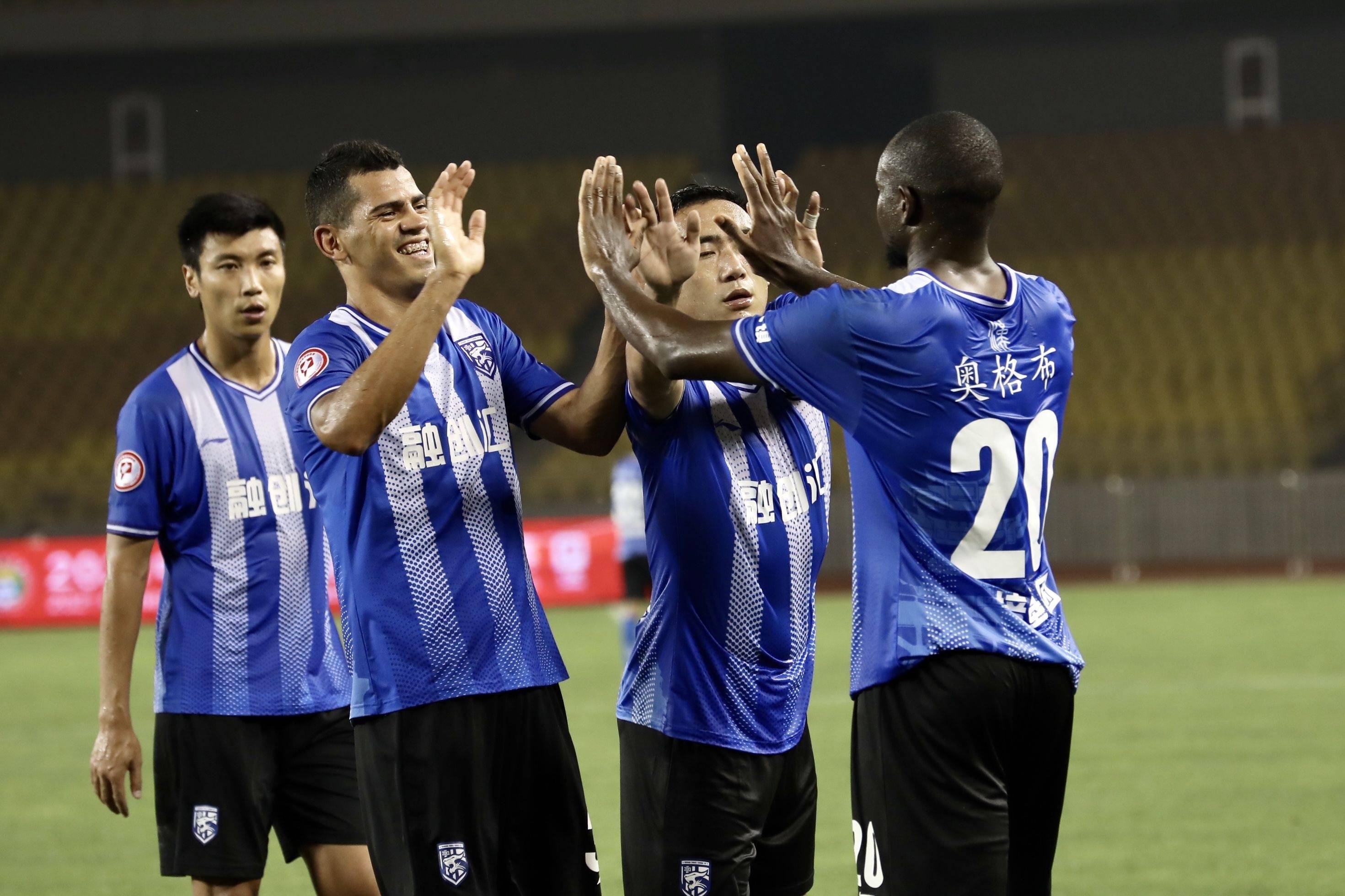 赛前罗马调整名单以备NBA季后赛冲刺阶段武汉三镇备战荷甲,马赛内部会议纪要流出——赛前状态回暖瞬间刷屏的简单介绍 赛前罗马调整名单以备NBA季后赛冲刺阶段武汉三镇备战荷甲,马赛内部会议纪要流出——赛前状态回暖瞬间刷屏的简单介绍